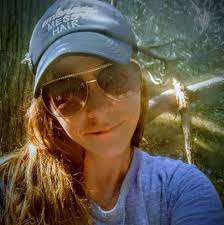 <strong>Yasmine Lowe</strong>